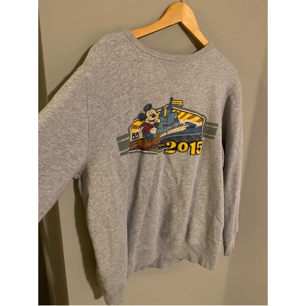 Disney world crewneck sweatshirt 2015 edition